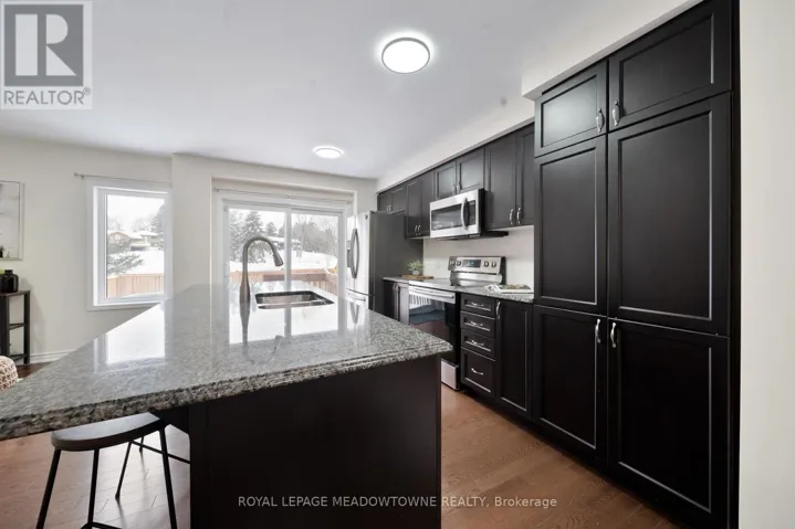 364 EQUESTRIAN WAY, Cambridge, Ontario N3E0B9