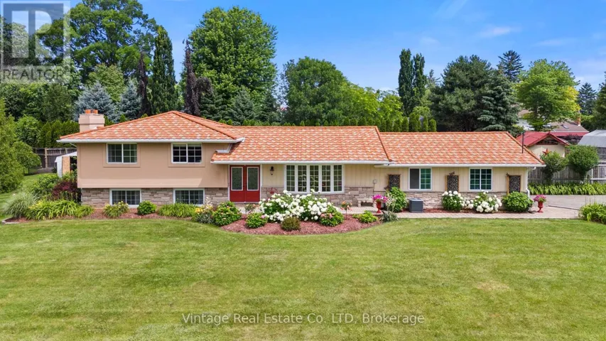 1841 SUNSET LANE, St. Catharines (Rural Port), Ontario L2R6P9