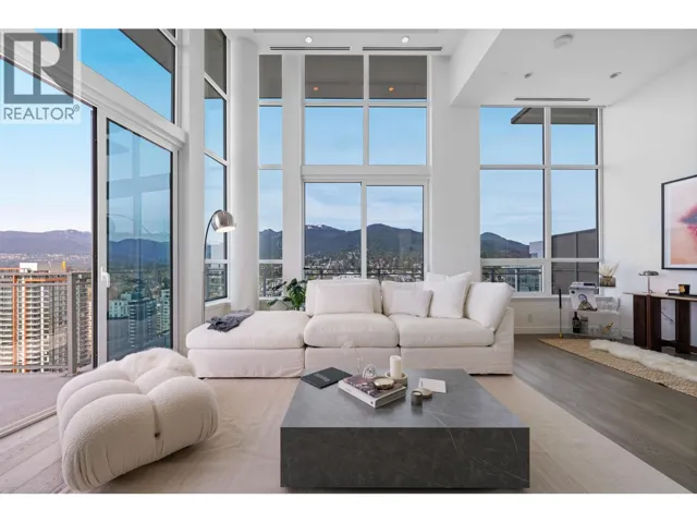 2403 125 E 14TH STREET, North Vancouver, British Columbia V7L0E6