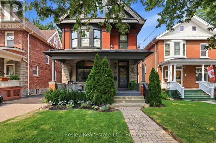 202 PINE STREET, Collingwood, Ontario L9Z2P2