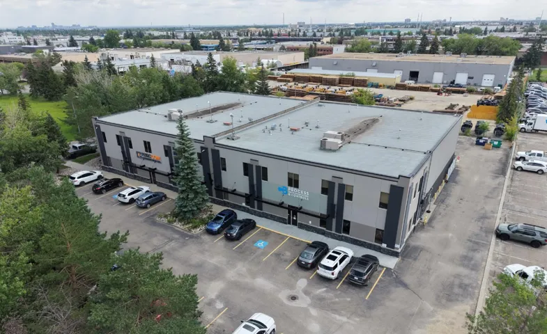 17509 - 109A Avenue, Edmonton, Alberta T5S2W4