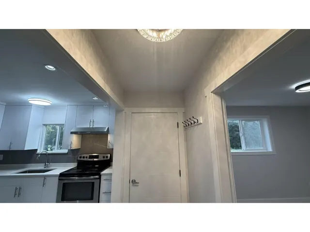2 Bed Suite 20700 51B AVENUE, Langley, British Columbia V3A7T5