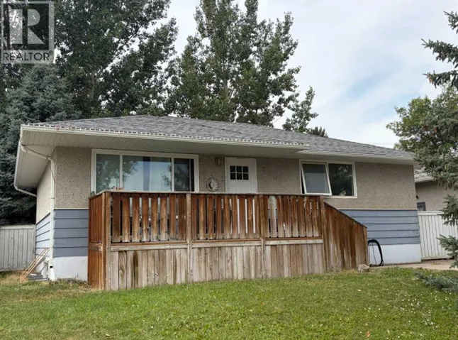830 9 Street N, Lethbridge, Alberta T1H1Z5