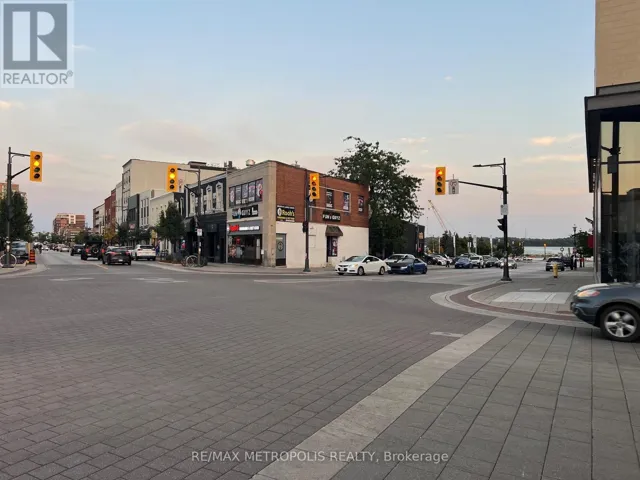 1 DUNLOP STREET E, Barrie (City Centre), Ontario L4M1A2