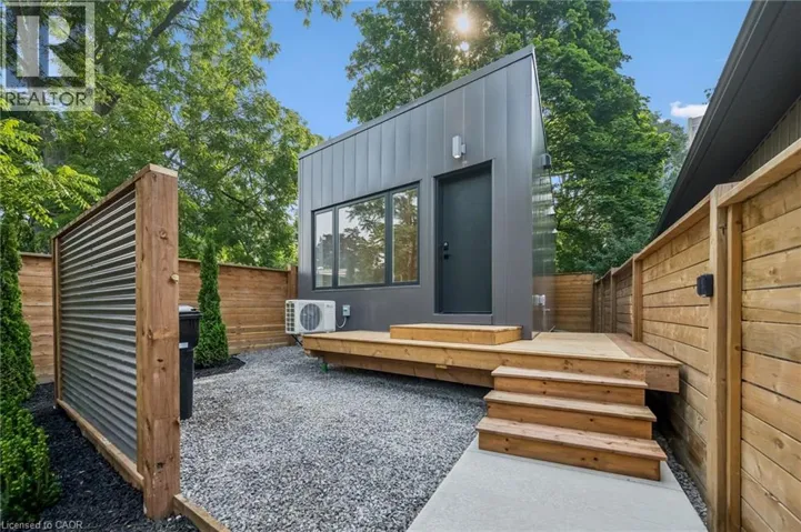 63 UNION Street Unit# 4, Waterloo, Ontario N2J1B9