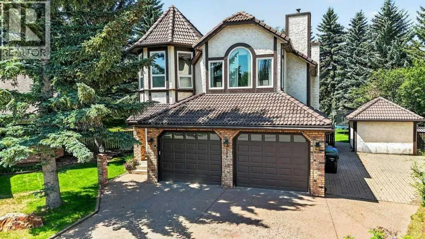 128 Santana Court NW, Calgary, Alberta T3K3L9