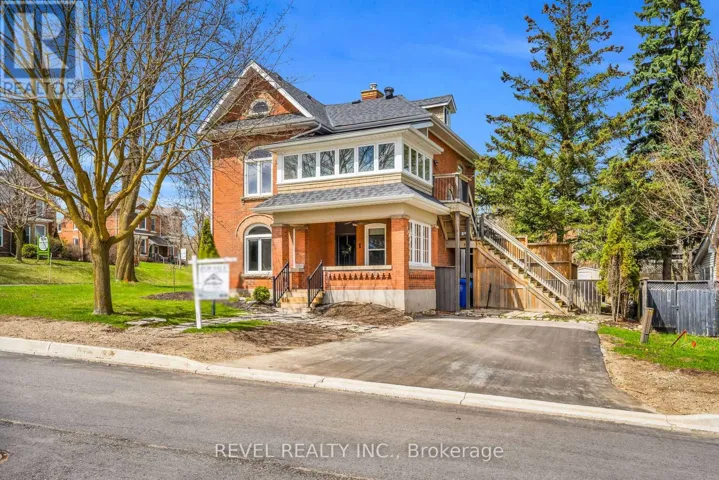 1 THIRD AVENUE, Orangeville, Ontario L9W1G8