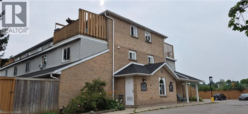 67 VALLEYVIEW Road Unit# 56, Kitchener, Ontario N2E3J1