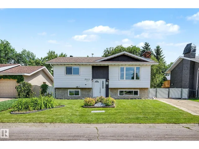 2911 83 ST NW, Edmonton, Alberta T6K3A4