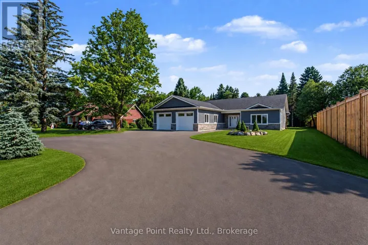 107 TORONTO ROAD, Grey Highlands, Ontario N0C1E0