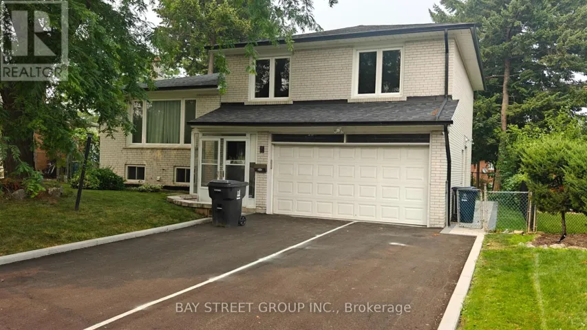 UPPER - 9 MOSEDALE CRESCENT, Toronto (Don Valley Village), Ontario M2J3A3