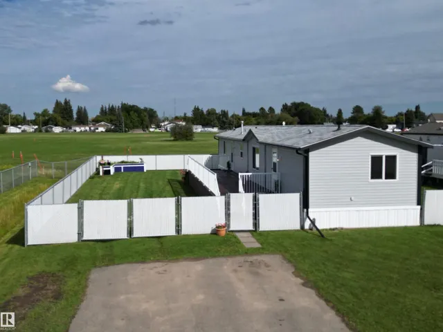41- 5220 44 AV, Calmar, Alberta T0C0V0
