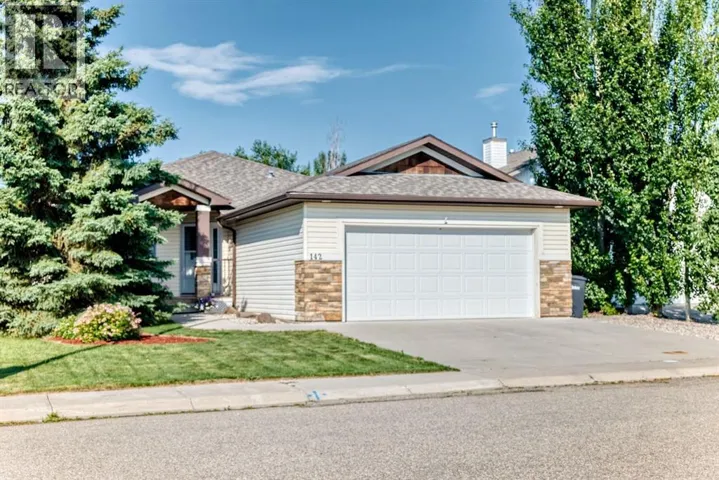 142 Strathmore Lakes Place, Strathmore, Alberta T1P1Y6