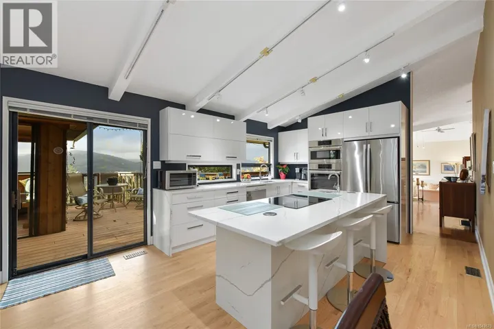 754 Walfred Rd, Langford, British Columbia V9C2N9