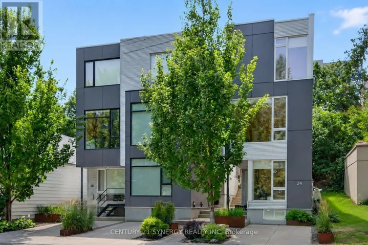 24 STONEHURST AVENUE, Ottawa, Ontario K1Y1R4