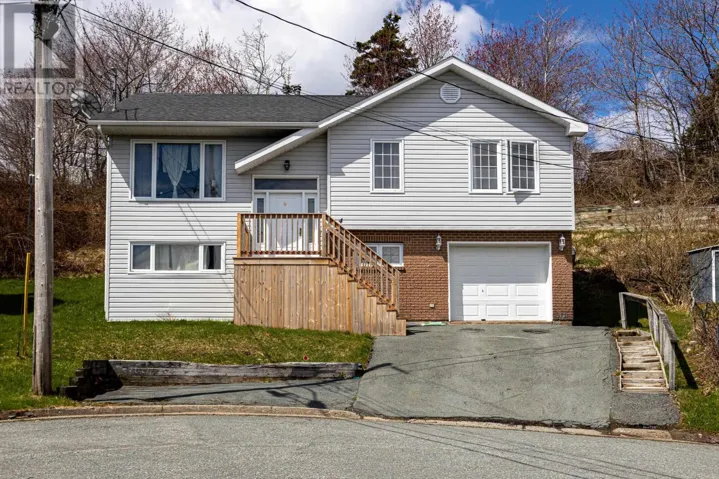 4 Ocono Court, Dartmouth, Nova Scotia B2W5X6
