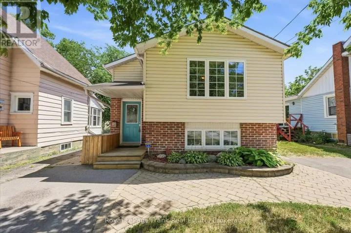 25 BARBARA STREET, Quinte West (Trenton Ward), Ontario K8V1Z6