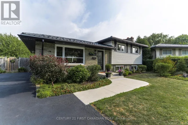 32 MENDIP CRESCENT, London South (South Y), Ontario N6E1H1