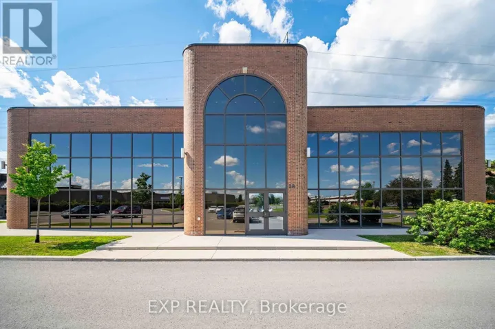 104 - 28 CONCOURSE GATE, Ottawa, Ontario K2E7T7