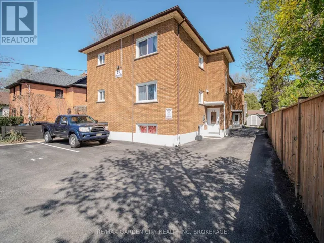 25 OTTAWA STREET, St. Catharines (Downtown), Ontario L2R1Z1