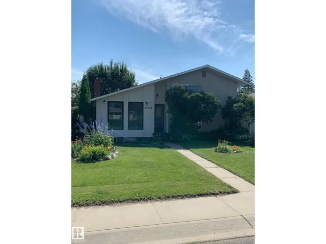 16321 - 109A Ave NW, Edmonton, Alberta T5P1C5