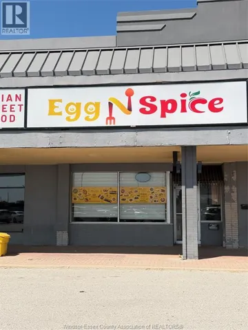 2465 DOUGALL AVENUE, Windsor, Ontario N8X1T3