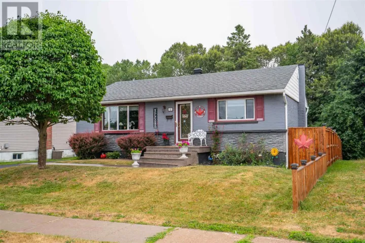 32 Bainbridge ST, Sault Ste. Marie, Ontario P6C2G9