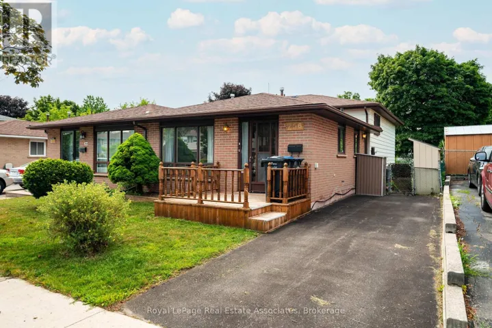 256 ARCHDEKIN DRIVE, Brampton (Madoc), Ontario L6V1Z2