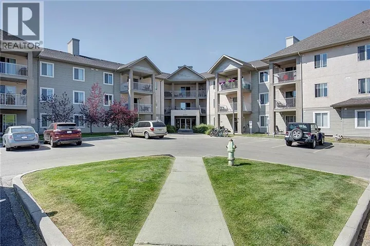 216, 2000 Citadel Meadow Point NW, Calgary, Alberta t3g5n5