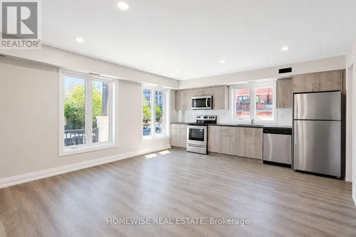 102 - 814 GLENCAIRN AVENUE, Toronto (Lawrence Park South), Ontario M6B2A3
