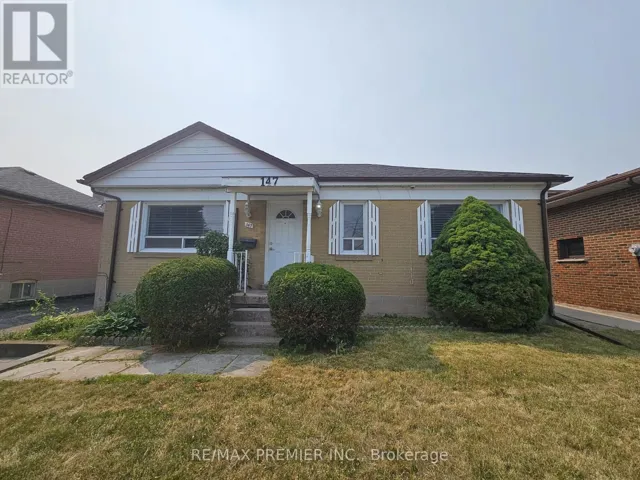 MAIN FLOOR - 147 CALVINGTON DRIVE, Toronto (Downsview-Roding-CFB), Ontario M3M2M7