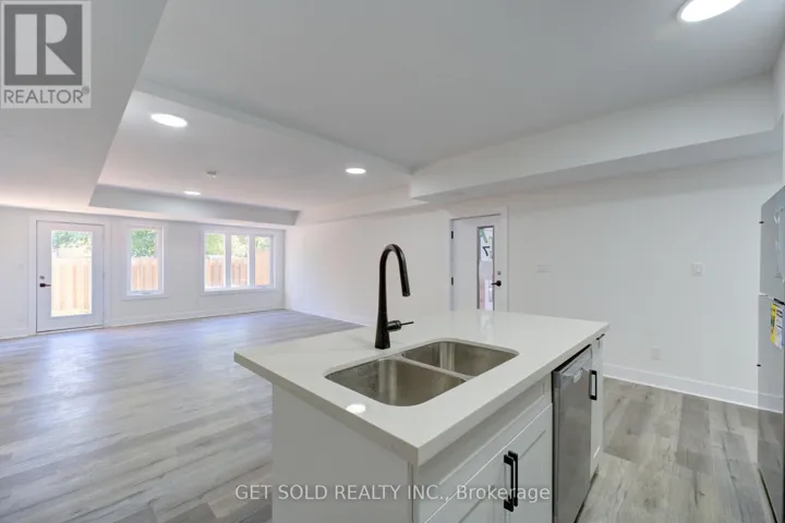 7 - 6701 THOROLD STONE ROAD, Niagara Falls (Stamford), Ontario L2J1B3
