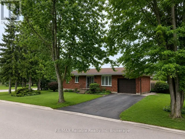 31 COBOURG STREET, West Perth (Mitchell), Ontario N0K1N0
