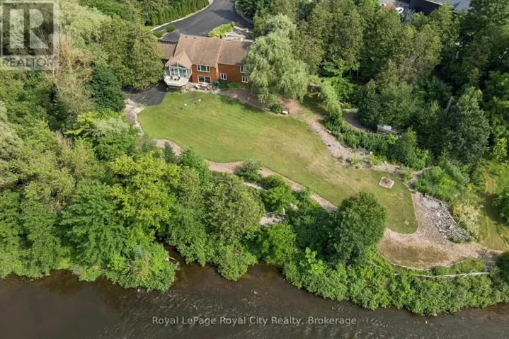 8060 WELLINGTON 18 ROAD, Centre Wellington (Fergus), Ontario N1M2W5