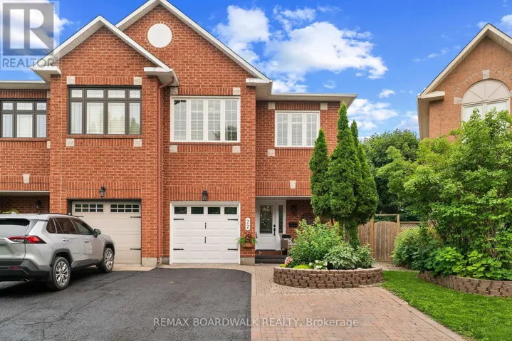22 EAGLEVIEW STREET, Ottawa, Ontario K2M2R3