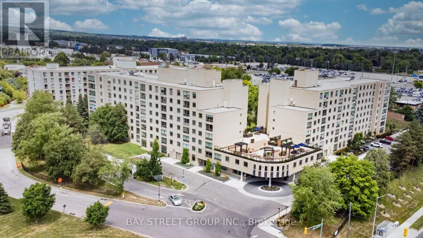 102 - 326 MAJOR MACKENZIE DRIVE E, Richmond Hill (Crosby), Ontario L4C8T4