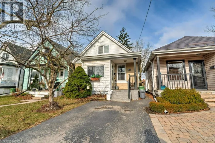 84 EAST 24TH Street, Hamilton, Ontario L8V2Y1