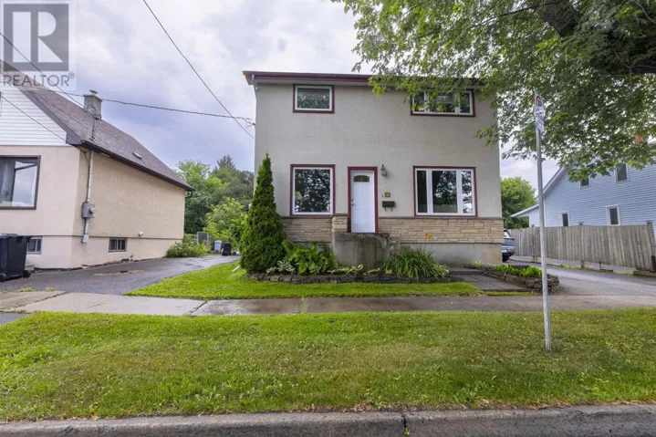 79 ALGONQUIN AVE S, THUNDER BAY, Ontario P7B4S7