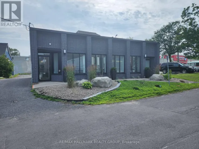 1 - 69 KEMPSTER AVENUE, Ottawa, Ontario K2B6M2