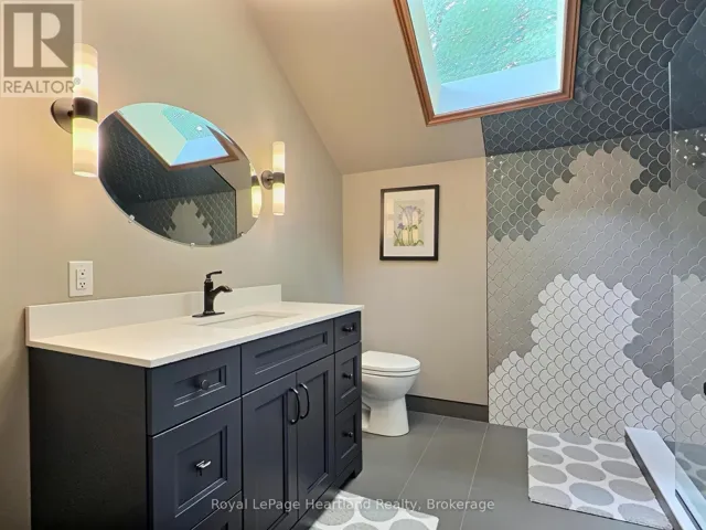 780