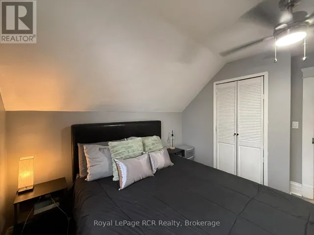 780