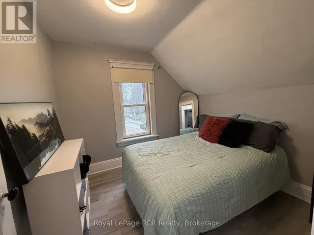 780