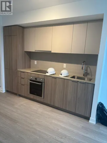 1307 - 15 DAVID SOLOMON DRIVE, Toronto (Flemingdon Park), Ontario M3C1E7