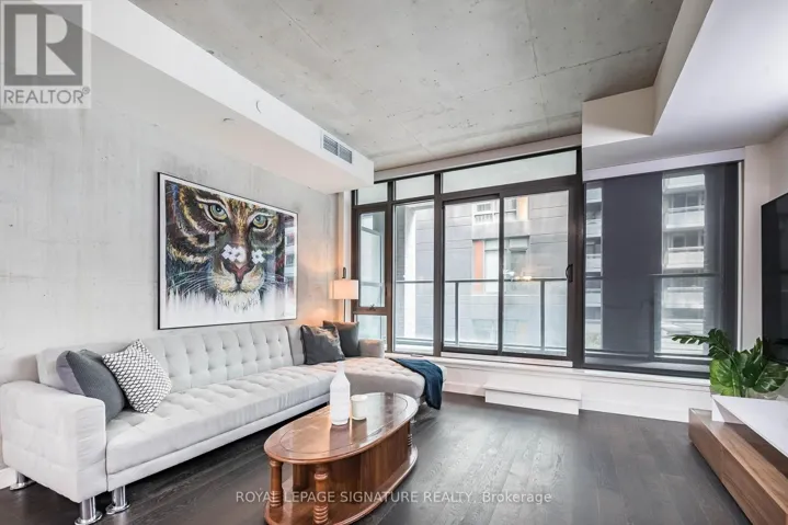 318 - 111 BATHURST STREET, Toronto (Waterfront Communities), Ontario M5V0M9