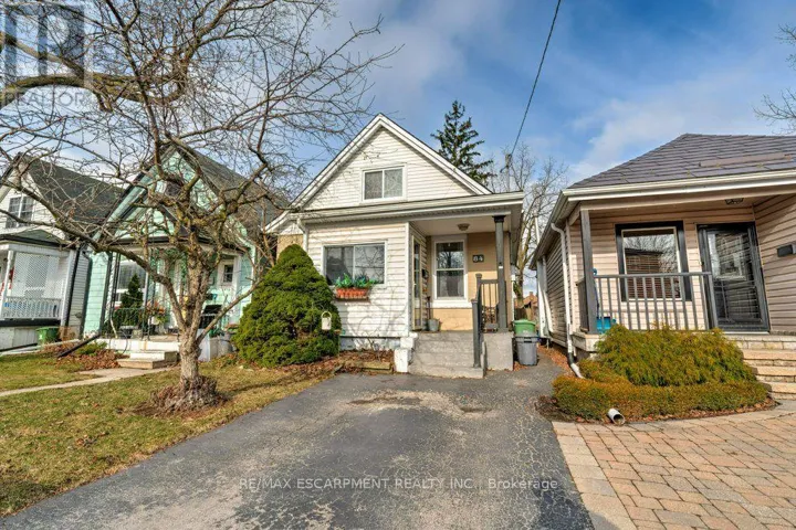 84 EAST 24TH STREET, Hamilton (Eastmount), Ontario L8V2Y1