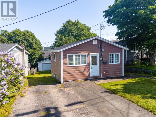 461 Empire Avenue, St. John's, Newfoundland & Labrador A1E1W6
