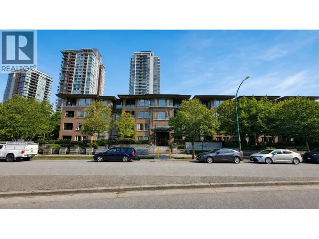 210 3105 LINCOLN AVENUE, Coquitlam, British Columbia V3B0E1