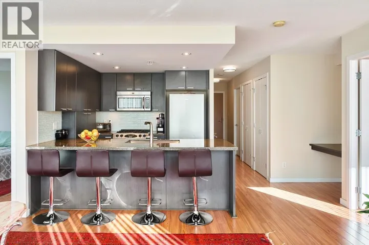805 2232 DOUGLAS ROAD, Burnaby, British Columbia V5C0G9