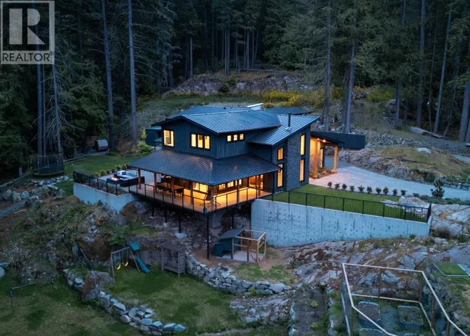 1604 JOAN AUDREY LANE, Bowen Island, British Columbia V0N1G2