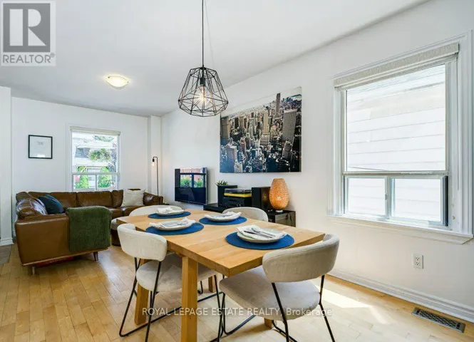 82 AUGUST AVENUE, Toronto (Oakridge), Ontario M1L3N2